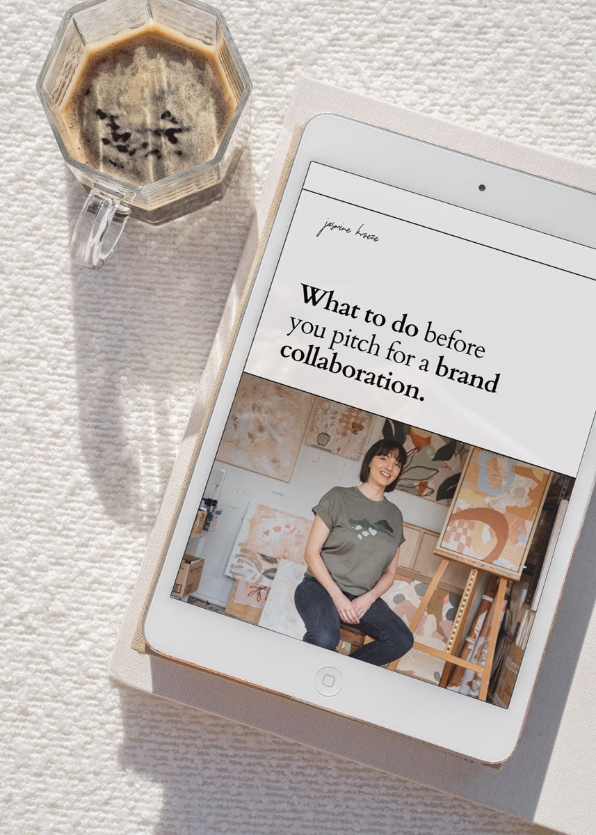 FREE GUIDE How to get a brand collaboration.